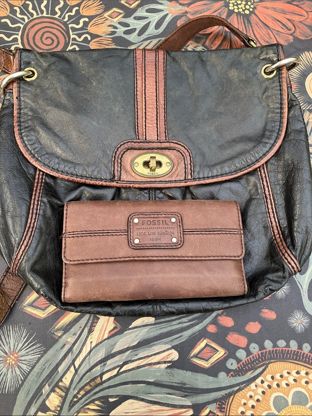 Fossil Heritage Long Live Vintage Distrssed Leather Flap Satchel Bag + Wallet